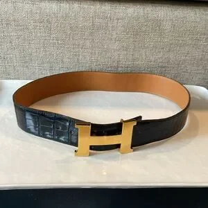 Hermes large H belt black and gold alligator sz 78 Hermès Black Alligator Kelly Belt with Gold Hardware main image 4